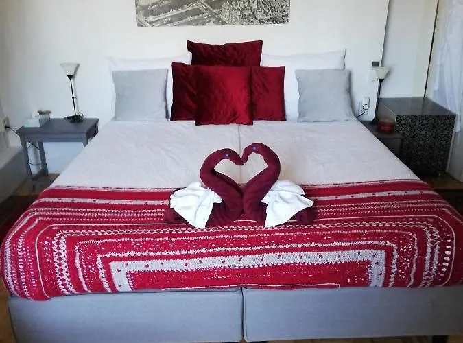 Raapop Bed & Breakfast 4*